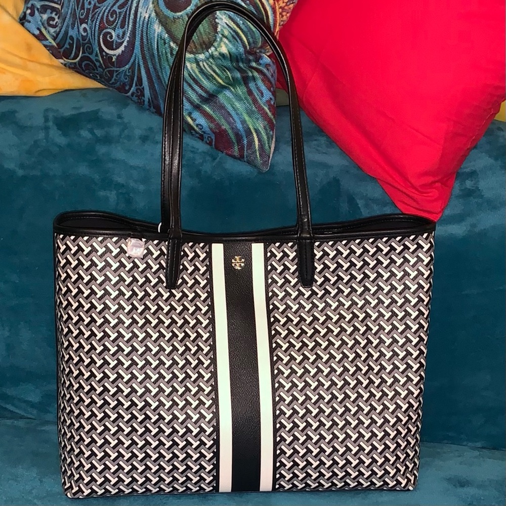 No longer avail. Tory Burch T Zag Tote